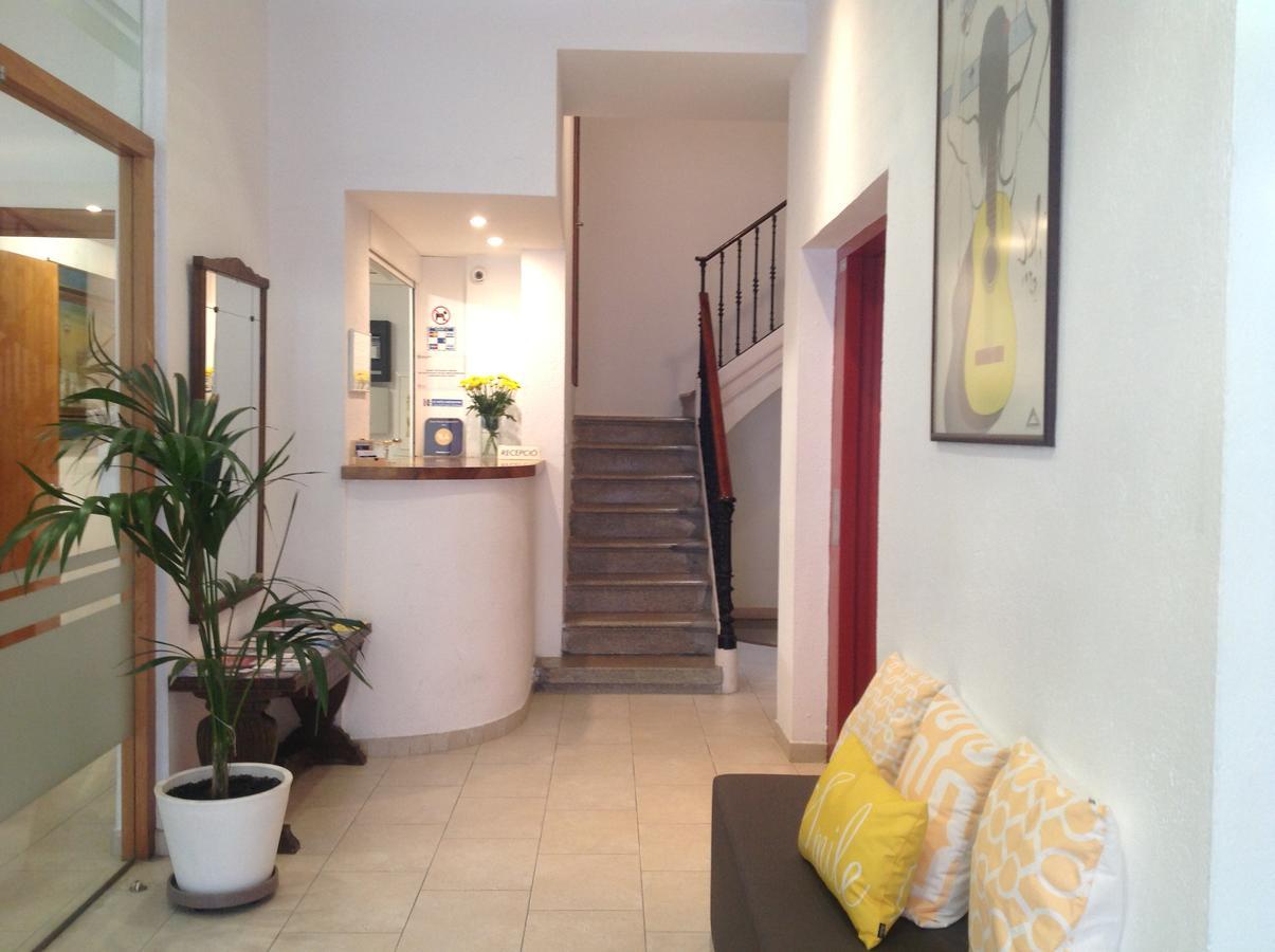 Hotel Vehi 2*